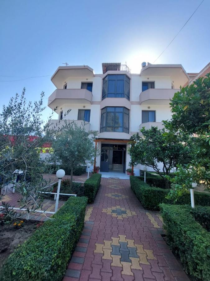 Vila Flamuri Golem  Exterior photo
